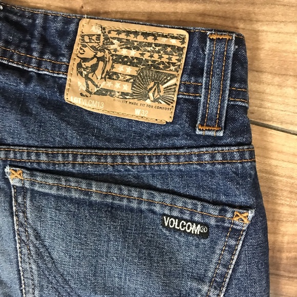 Volcom Straight Denim Jeans Mens Sz 32 X 33 Distressed - Picture 5 of 7